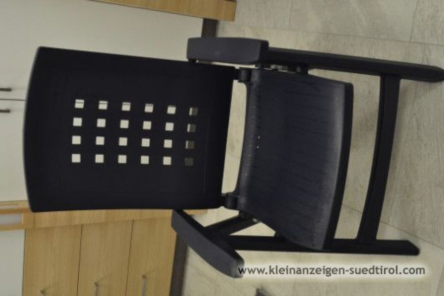 6 neuwertige Gartenstühle mit neuen Auflagen 280 € - Bild 3