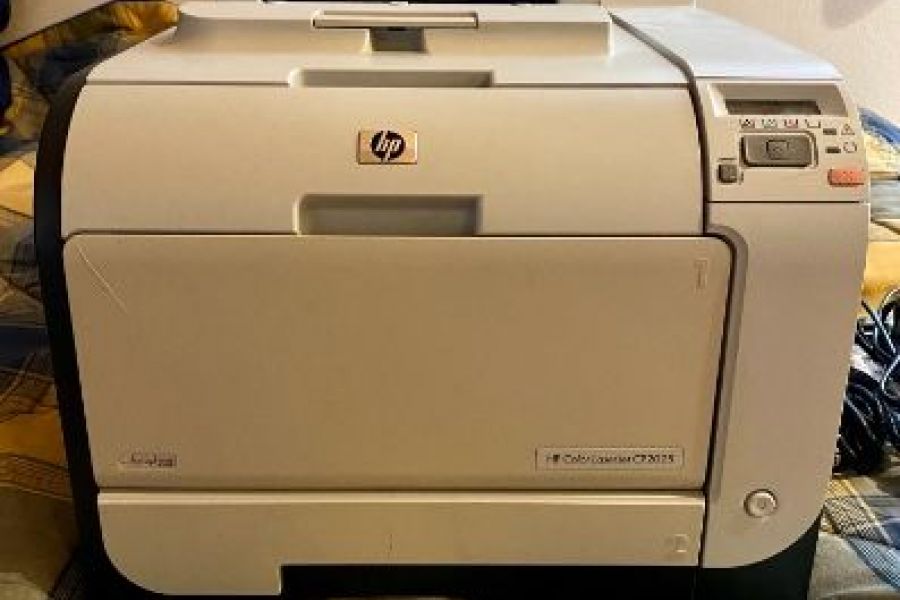 HP Color Laserjet CB495A - Bild 1