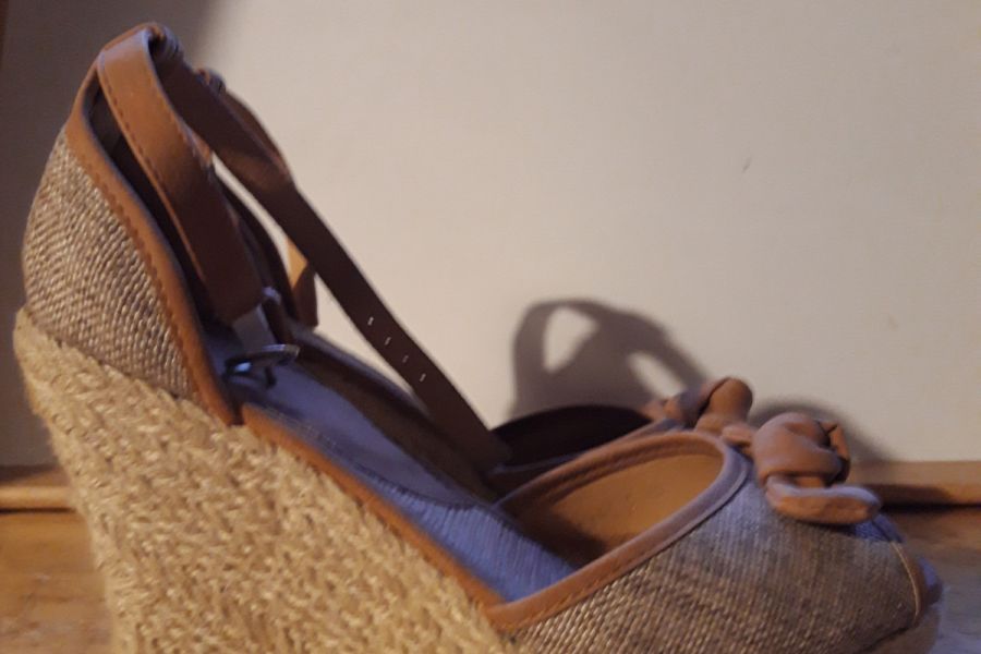Kork-Sandalen beige Gr. 40 - Bild 1