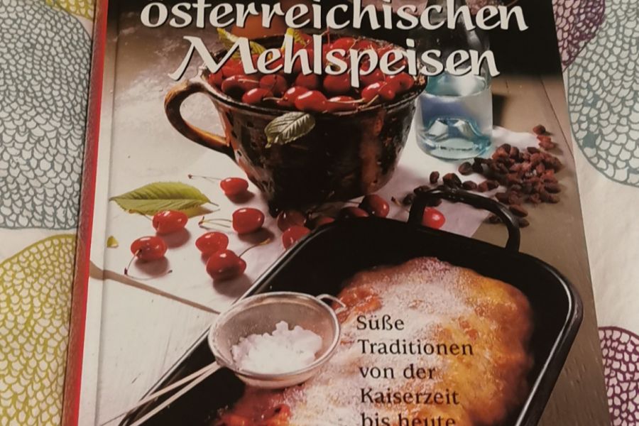 Das große Buch der österreichischen Mehlspeisen - Bild 2