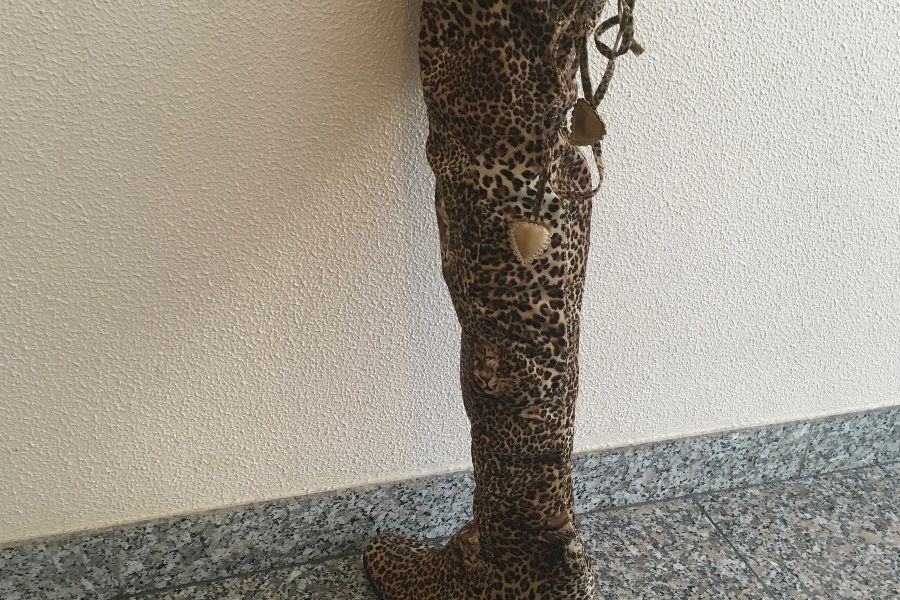 Stiefel mit Leopard Print - Bild 3