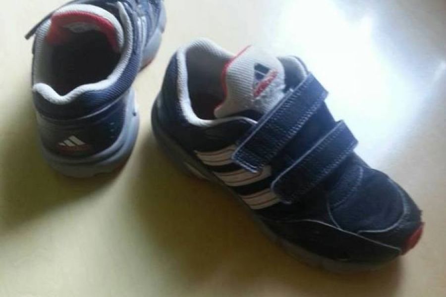 Tunschuhe gr 33 Marke Adaias gegen Freiliege Spende - Bild 1