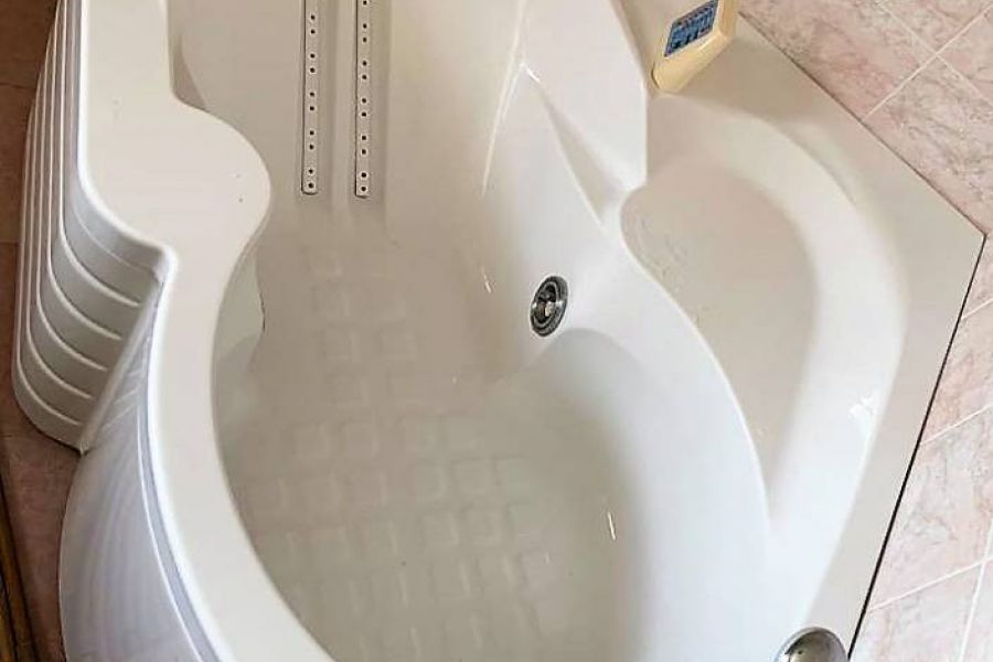 Jacuzzi Whirlpool / Badewanne - Bild 4
