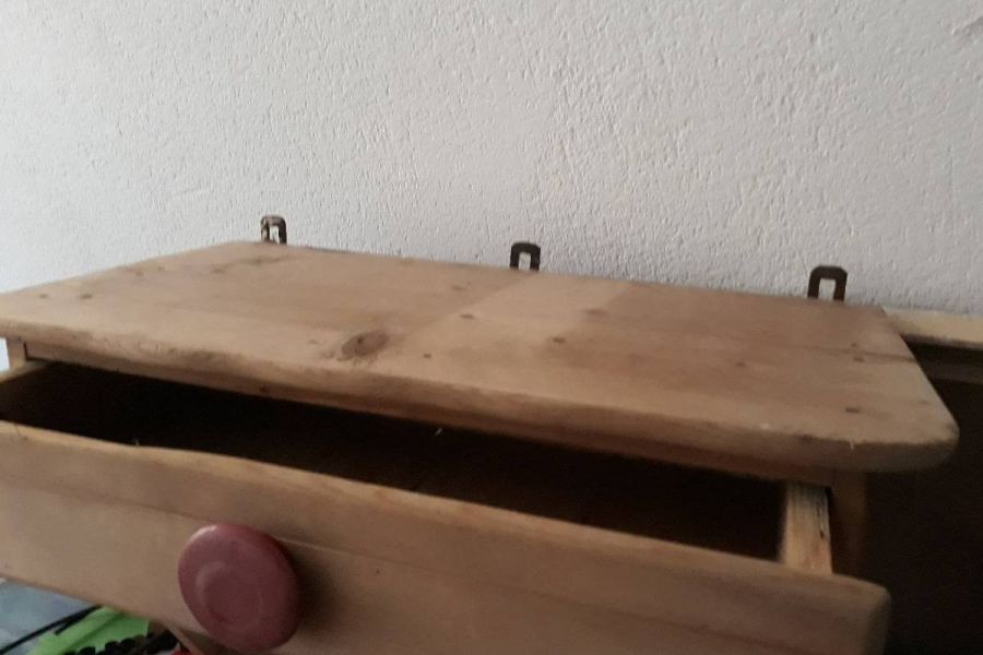 Aufhängekastl für Stube aus Holz - Bild 2