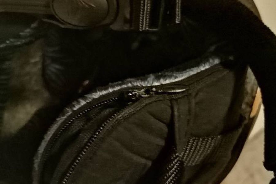 Snowboardschuhe schwarz + Helm und Brille - Bild 2