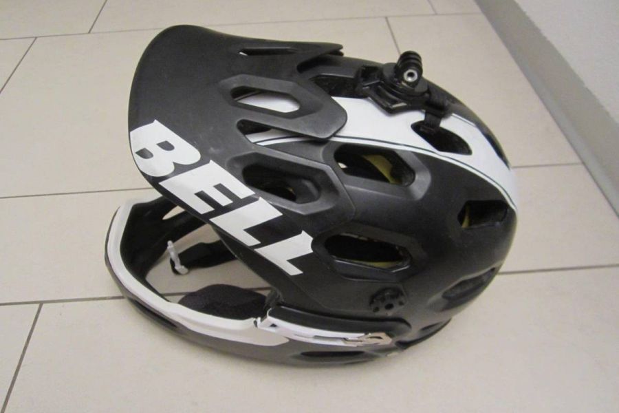 All-Mountain-Helm mit abnehmbarem Kinnbügel Super 2R Mips von Bell - Bild 4