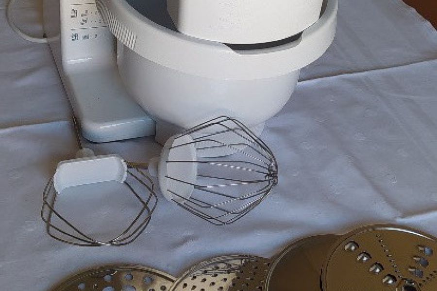 Küchenmaschine BOSCH, neuwertig - Bild 1