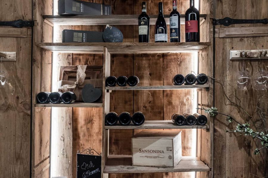 Barista & Getränkekellner/in für Hotel Zirmerhof ***S in Riffian - Bild 2