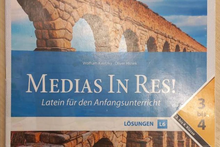 Medias in res! AHS: 3. bis 4. Klasse - Lösungen - Bild 1