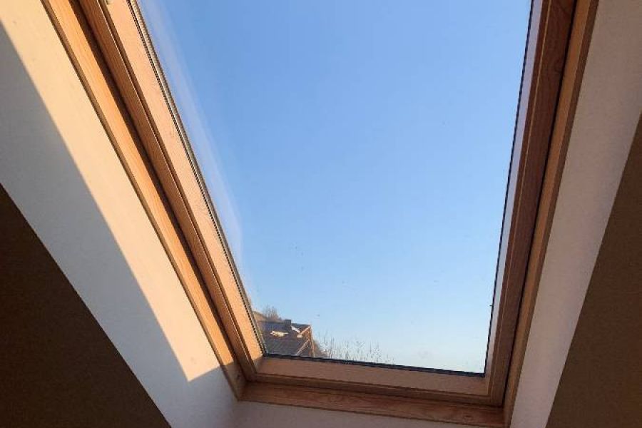Dachfenster Velux elektr. mit elektr. Rollladen, Fernsteuerung, Regens - Bild 1