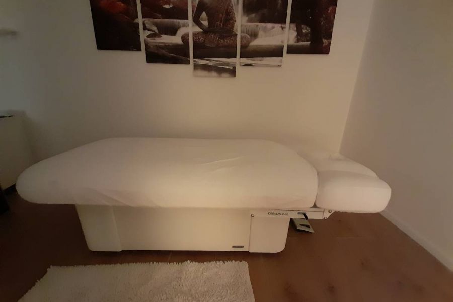Verkaufe Wellnessliege Gharieni MLW F1 Soft medium - Bild 5