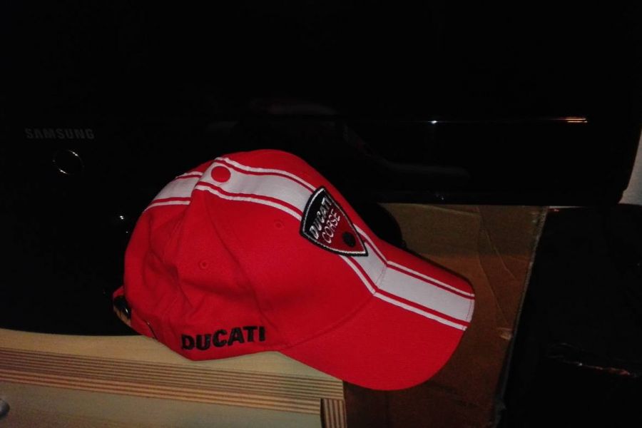 Original Ducati Hut - Bild 1