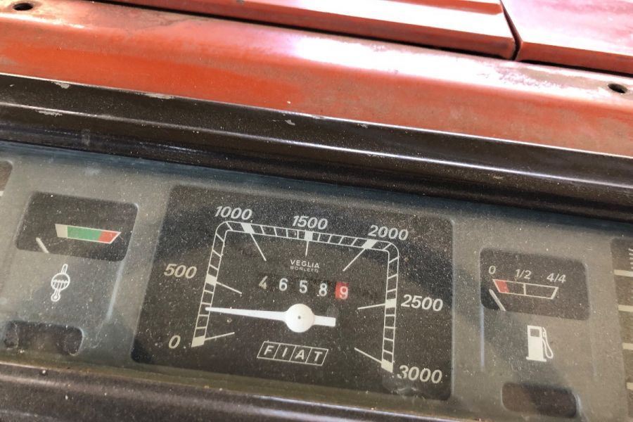 Fiat 570 Traktor - Bild 4