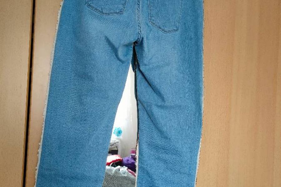 Jeans mit Pailettes - Bild 2