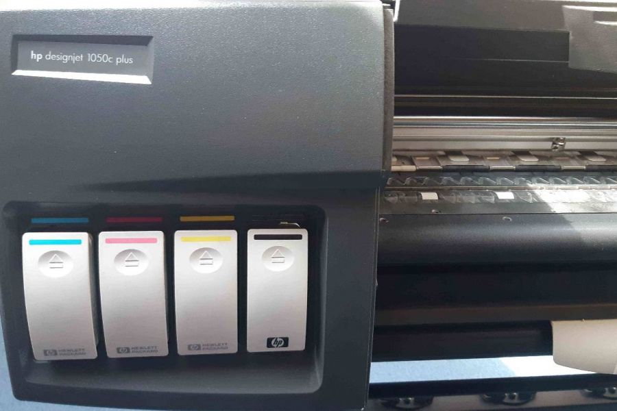 Plotter HP Designjet 1050c plus günstig herzugeben - Bild 1