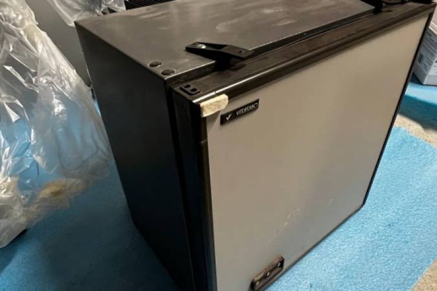 Mehrere Minibars - Bild 2