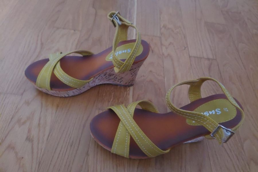 Sandali con zeppa gialli - Bild 2
