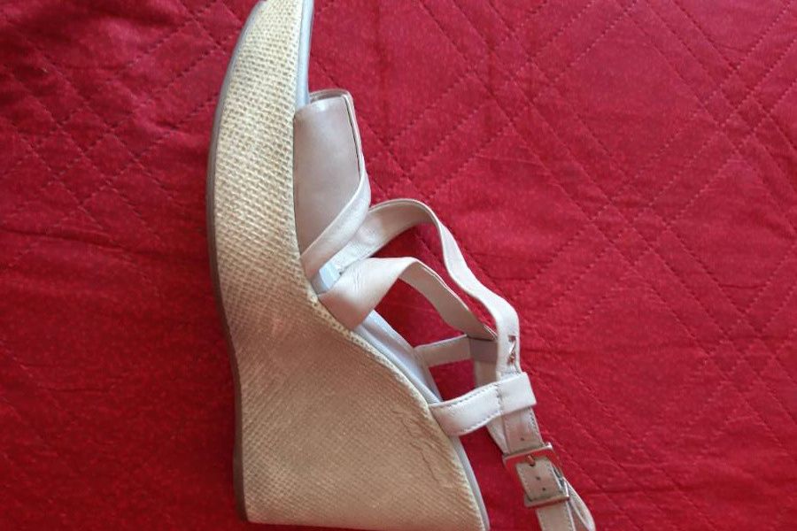 Verkaufe Damenschuhe in ausgezeichnetem Zustand - Bild 5