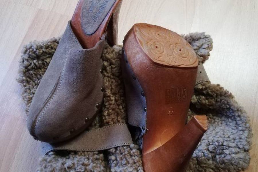 Zoccoli nr 38 con tacco 'Sisley'+ gambale con cinturino - Bild 1