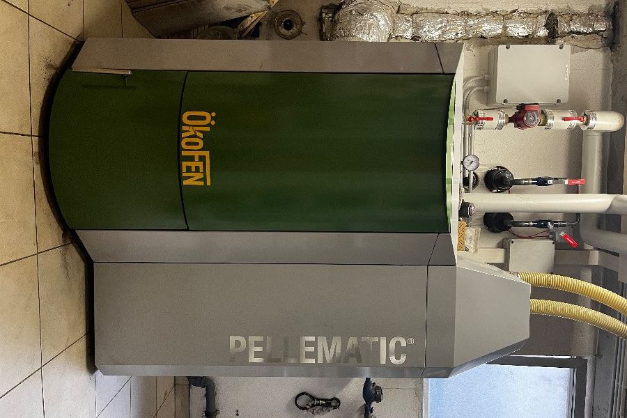 Pelletheizung 32KW komplett mit Zubehör - Bild 3