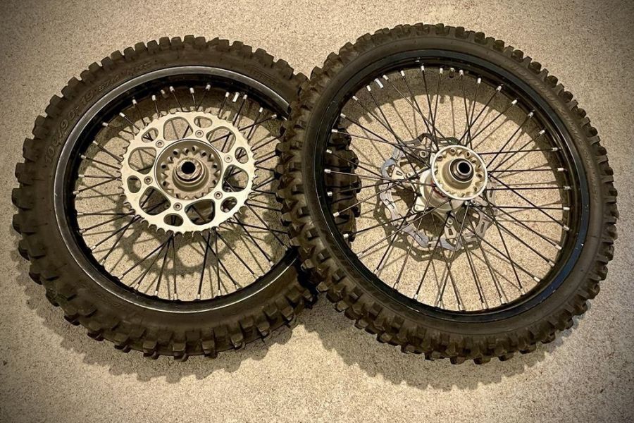 Reifen und Vorderbremse für KTM sx - Bild 1