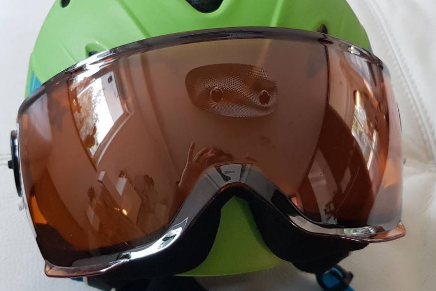 Skihelm mit Visier - Bild 1