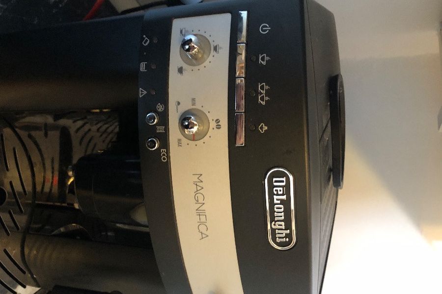Delonghi Magnifica Kaffeevollautomat - Bild 2