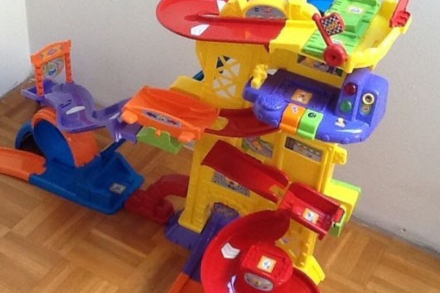 Riesiger Freizeitpark Und Fahrzeuge VTECK - Bild 3