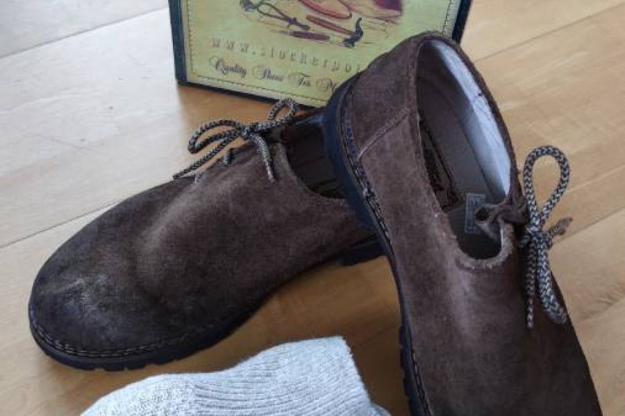 Trachtenschuhe + Socken - Bild 1
