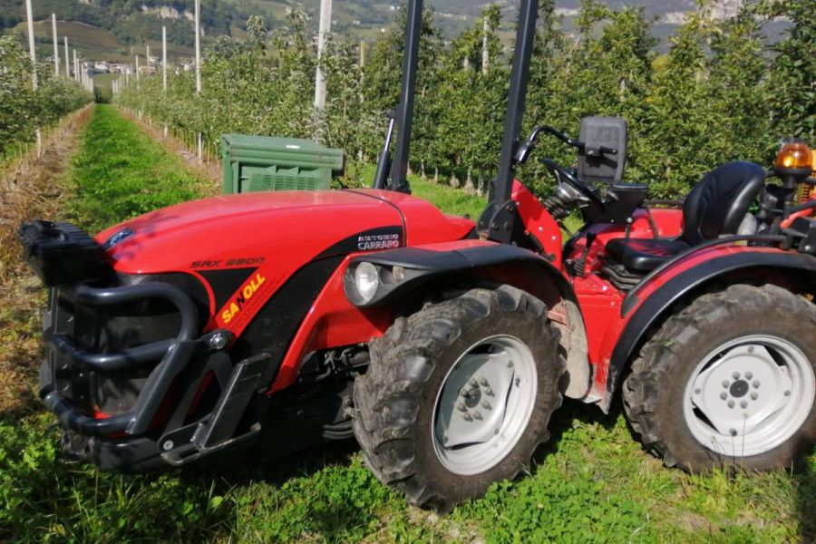 Verkaufe Traktor Carraro SRX 9800 - Bild 5