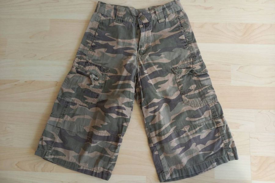 TOPOLINO - 3/4 Hose im Military-Look Gr. 104 - WIE NEU - Bild 1