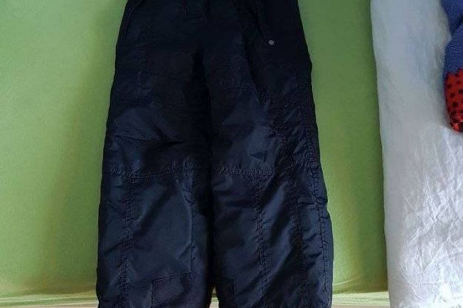 Scihose mit Winterjacke älter 6 Jahre alt gegen drei Packung Gummibärc - Bild 2