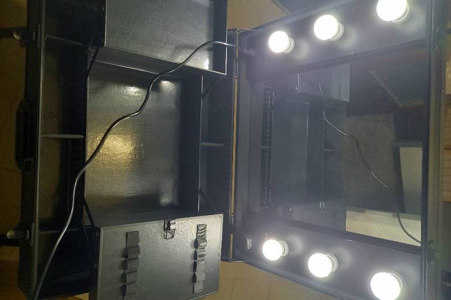Schminkkoffer mit spiegel und beleuchtung - Bild 2