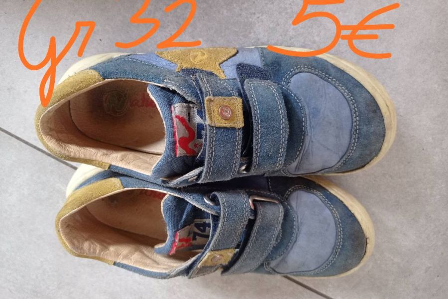 Verschiedene Schuhe für Jungs - Bild 2