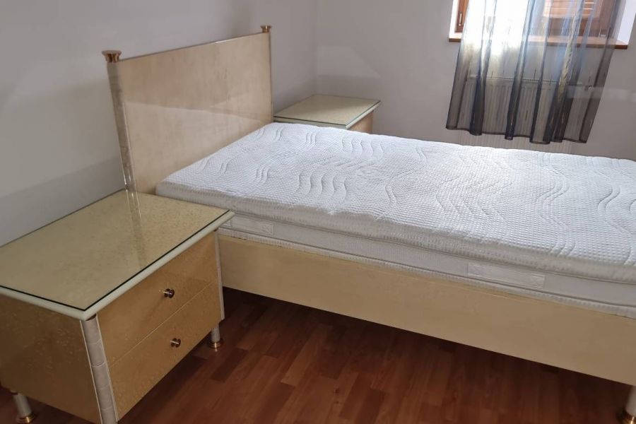 Bett zu verkaufen - Letto in vendita - Bild 1