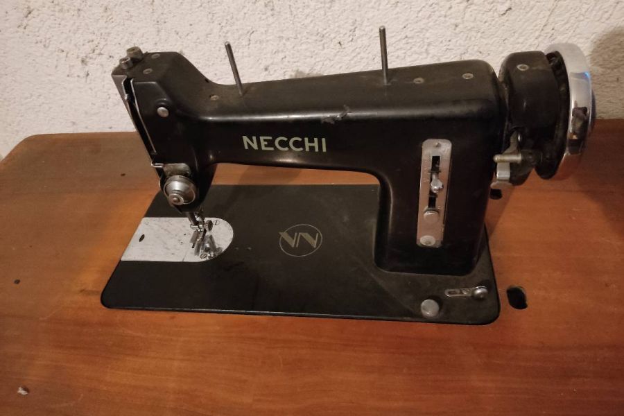 Nähmaschine Necchi BF - Bild 2