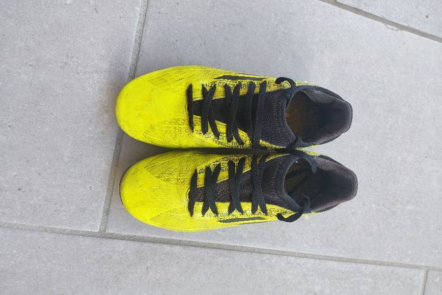 Kinderfußballschuhe Gr. 34 - Bild 2