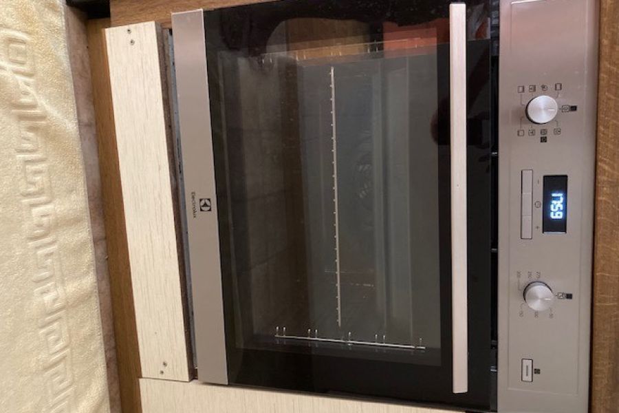 Whirlpool Gasherd + Electrolux Backofen - Bild 3