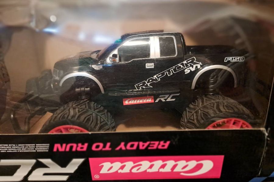 Verkaufe ferngesteuertes Auto - Bild 1