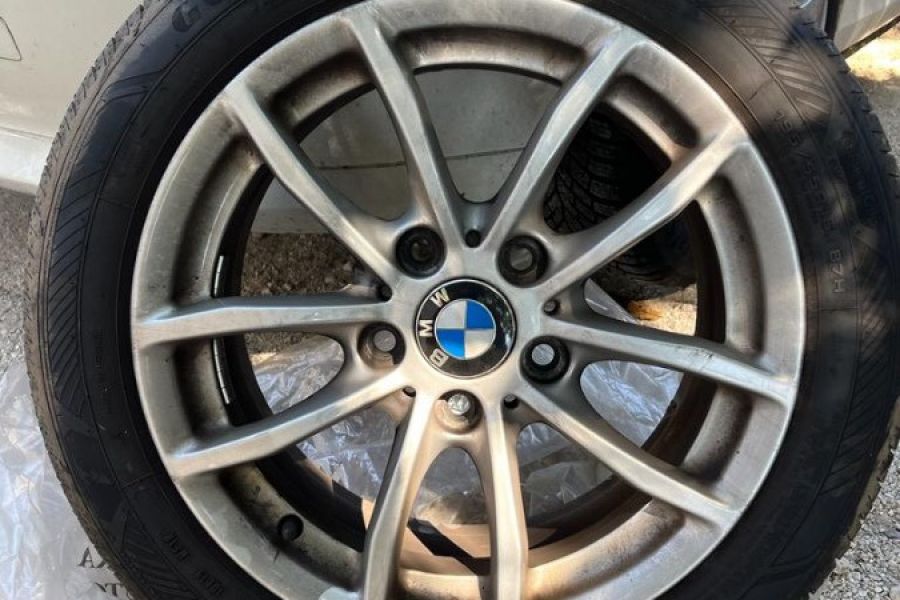 4 BMW Sommer-Autoreifen samt Felgen - Bild 1