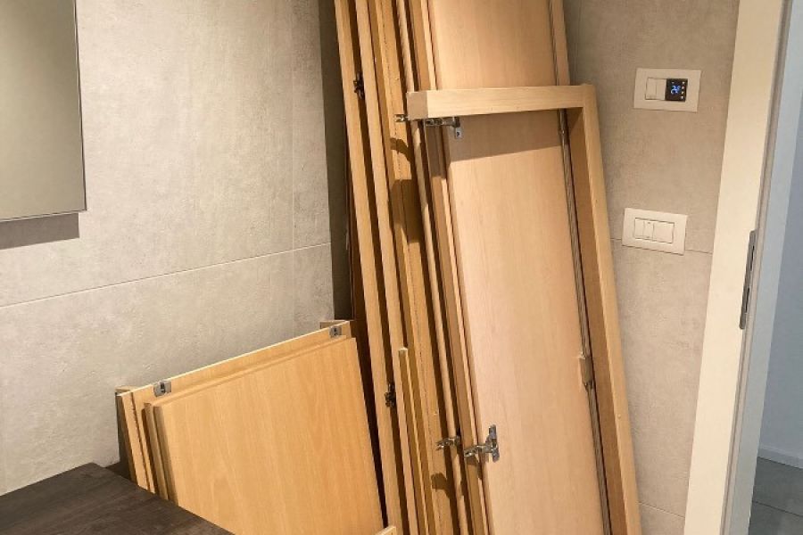 Kleiderschrank - Bild 4