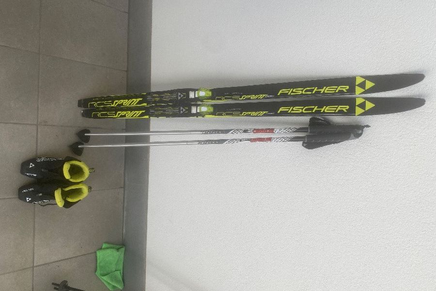 Fischer Classic Sprit-Crown Langlauf-Set (Ski, Stöcke, Schuhe) - Bild 1