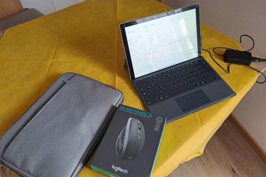 Verkaufe Microsoft Surface Pro 4 mit Zubehör - Bild 3