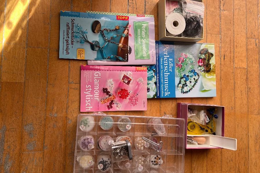 Bücher für Perlenschmuck / Bastelzubehör - Bild 1