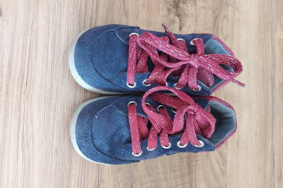 Mädchenschuhe Grösse 23 - Bild 1
