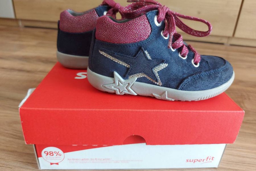 Mädchenschuhe Grösse 23 - Bild 2