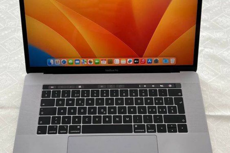MacBook Pro 15"(Late 2019, Intel Core i9, 1TB SSD, 16GB RAM) - Bild 5