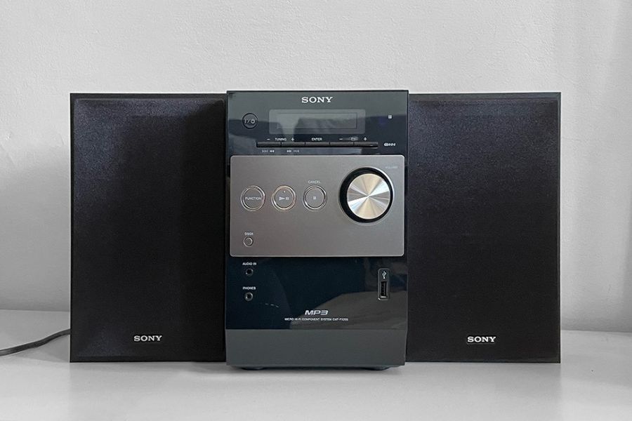 Hi-Fi-Anlage SONY CMT-FX205 mit CD / Radio / USB-IN / Aux / Jack-IN - Bild 1