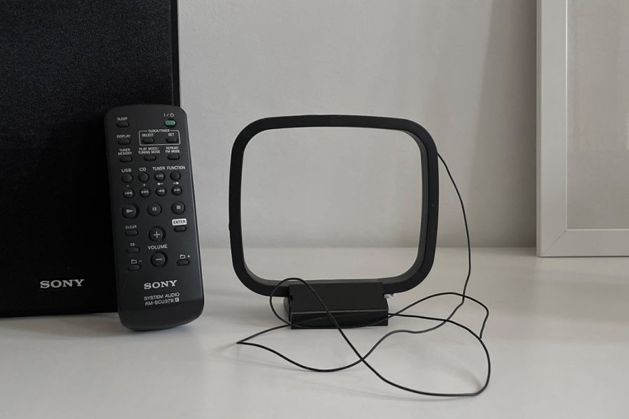 Hi-Fi-Anlage SONY CMT-FX205 mit CD / Radio / USB-IN / Aux / Jack-IN - Bild 3