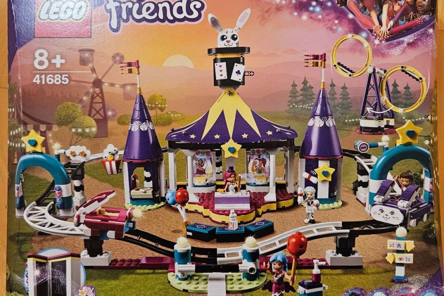 Lego Friends 41685 Magische Jahrmarktachterbahn - Bild 1